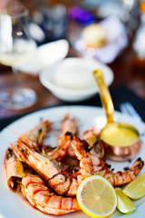 Grilled king prawns