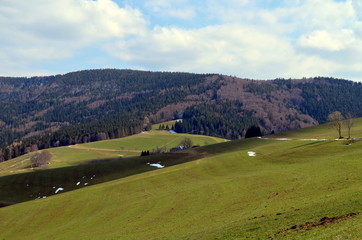 Frühlingslandschaft auf dem Geiersnest im Schwarzwald