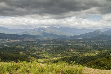Fototapeta premium Sardinien grüne Berglandschaft im Osten