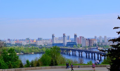 Fototapeta premium Kiev city bridge over the Dnieper river