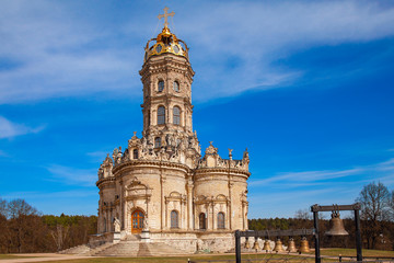 Naklejka premium Church of the Sign of the Blessed Virgin Mary in Dubrovitsy (Russia). One of the most extraordinary monuments of church architecture at the turn of the XVII – XVIII centuries.