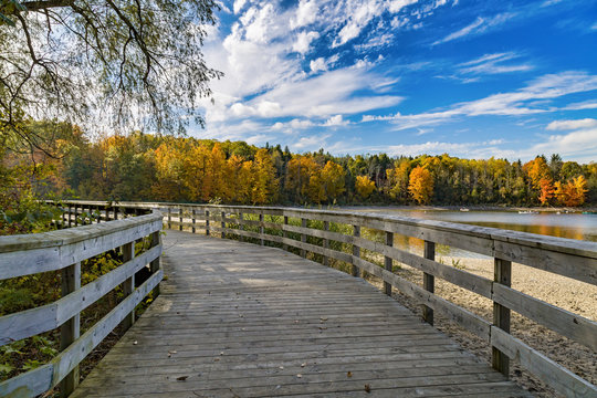 Beautiful Autumn View At Kelso Conservation Area