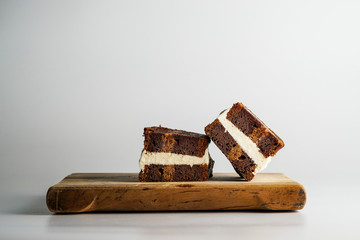 Ice cream sandwich with banana bread and vanilla ice cream