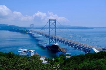 大鳴門橋