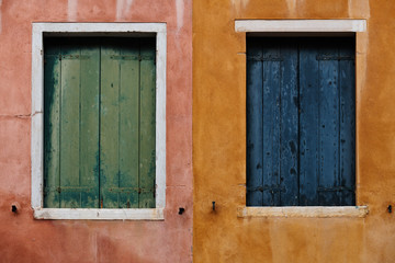 Fototapeta na wymiar Colored walls and windows at Venezia 