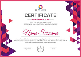 Vector trendy modern certificate design with modern touch
