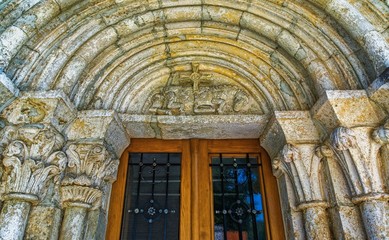 Obraz premium Entrance of old church