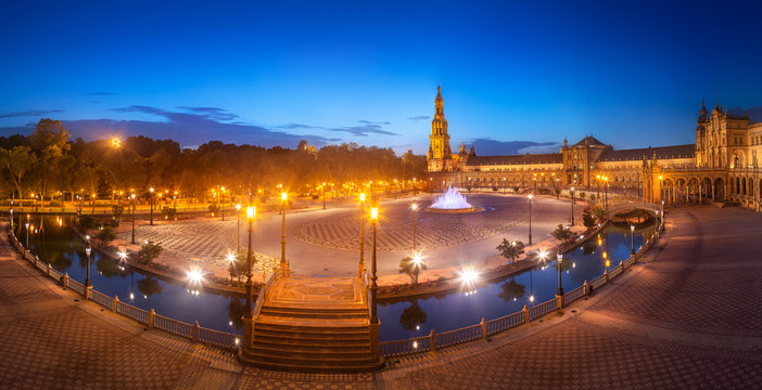 View of Spain Square on sunset, Seville