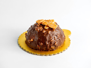 chocolade delight with nuts on the table