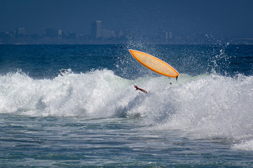 Surf wipeout in Malibu - obrazy, fototapety, plakaty
