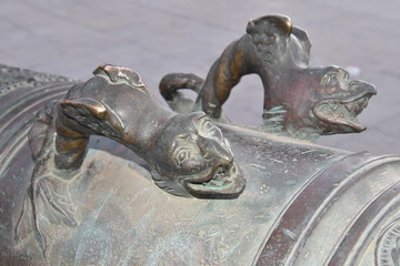 Cañón antiguo