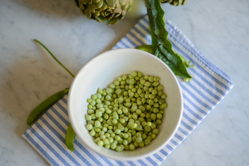Green peas: freshly harvested, natural, organic, healthy food for a natural lifestyle