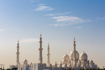 Fototapeta na wymiar Sheikh Zayed Mosque in Abu Dhabi