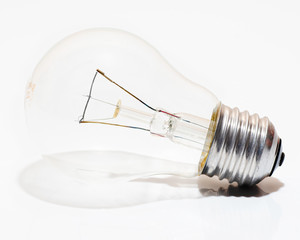 lampada ad incandescenza con filo di tungsteno riflessa 