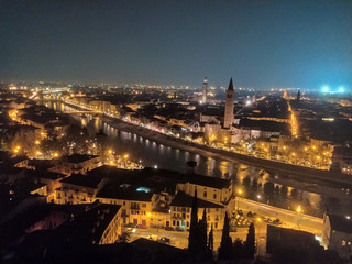 Fototapeta na wymiar Verona_dall'alto