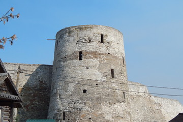 Fototapeta na wymiar Древняя башня