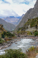 Fototapeta na wymiar inca trail bridge