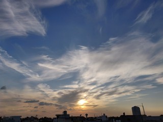 Naklejka premium sunset in the city