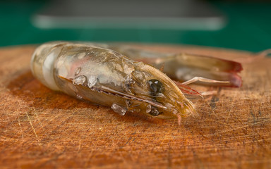 Langostino crudo, crustáceo de la costa de Galicia en España