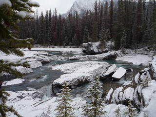 gebirge landschaft fluss kanada