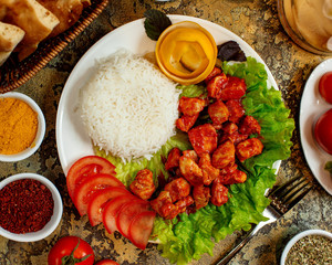 chicken in tomato sauce with rice