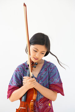 girl with violin