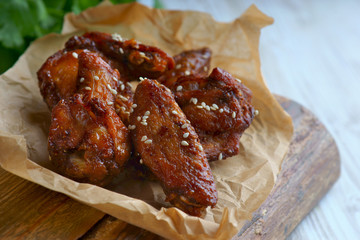 honey-glazed chicken wings
