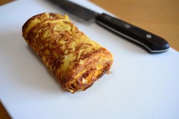 カット前の玉子焼き