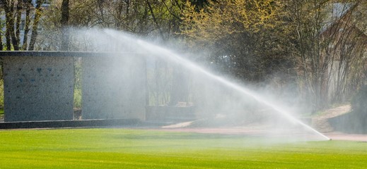 Rasensprinkler Sportplatz