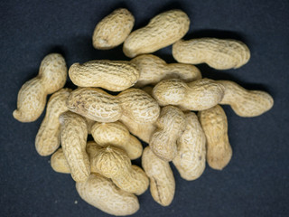 peanuts in shell