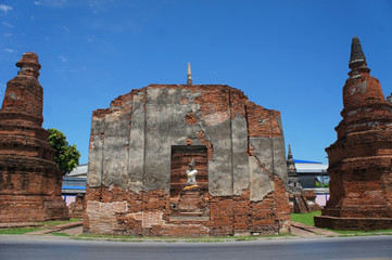 House of Portrait of Earth Touching Buddha half face