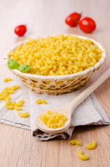 Dry yellow pasta