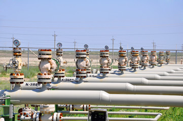 The oil production manifold at the wellsite