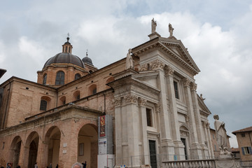 Fototapeta na wymiar Basilica of Urbino marche