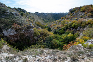Fototapeta na wymiar Pulo di Altamura is a karst sinkhole located on the Murge plateau, Altamura, Apulia (Puglia), Italy
