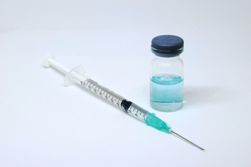needle pen vaccine corona virus covid-19 vial ampule
