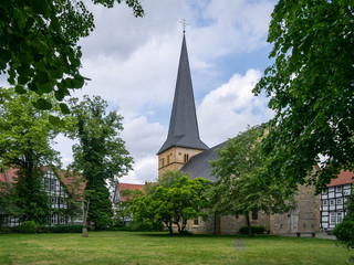 Fototapeta na wymiar View of Apostelkirche (