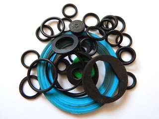 Rubber o-ring gaskets for plumbing. The rubber sealing rings for joint seals. - 337638562