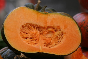 aufgeschnittener Kürbis