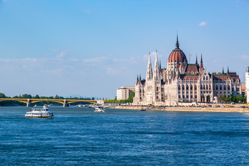 Fototapeta na wymiar The Danube with the parliament in Budapest-Hungary