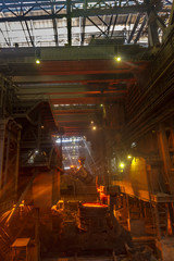 Machine for issuing a tub with hot steel for the further passage of the technological cycle of work.