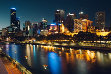 Fototapeta premium Melbourne cbd skyline at night