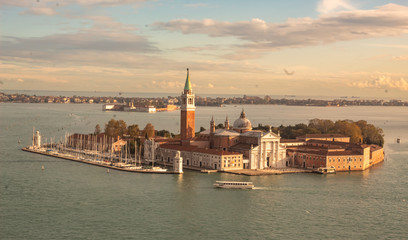 Fototapeta na wymiar View from the Venice Campaline