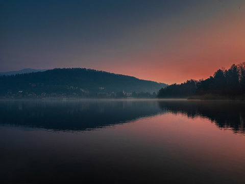 Sunrise over lake © Cristina