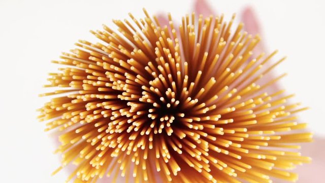 A fanning of spaghetti