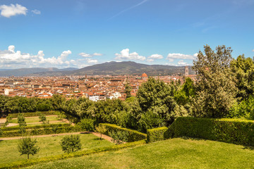 Fototapeta na wymiar Florence panoramic view from the Boboli garden