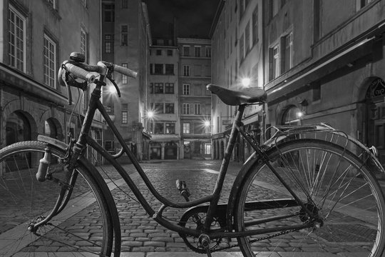 Lyon entre l'ombre et la lumi&egrave;re