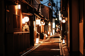 京都 夜の先斗町 日本