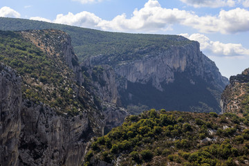 Naklejka premium Verdon Gorge mountains on a sunny day, France
