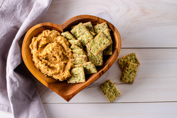 hummus and bread crackers healthy food